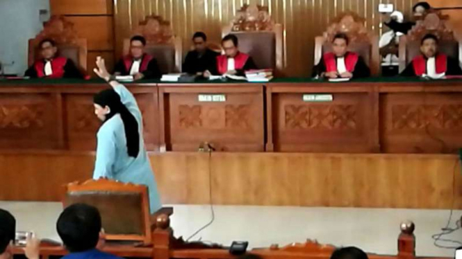 Aman Abdurrahman divonis hukuman mati oleh majeles haki PN Jakarta Selatan.