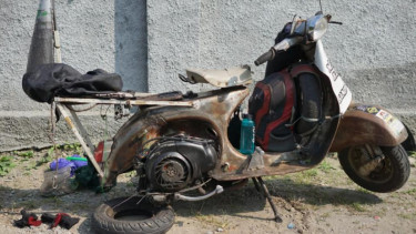 Vespa Bajaj Super lansiran 1977 berbahan bakar ramahdari sampah plastik
