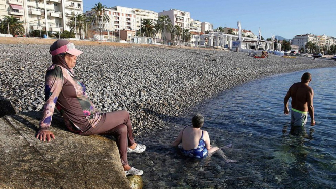 Menteri Jerman mengatakan burkini bisa mempererat hubungan antar Muslimah di lingkungannya. - Getty Images