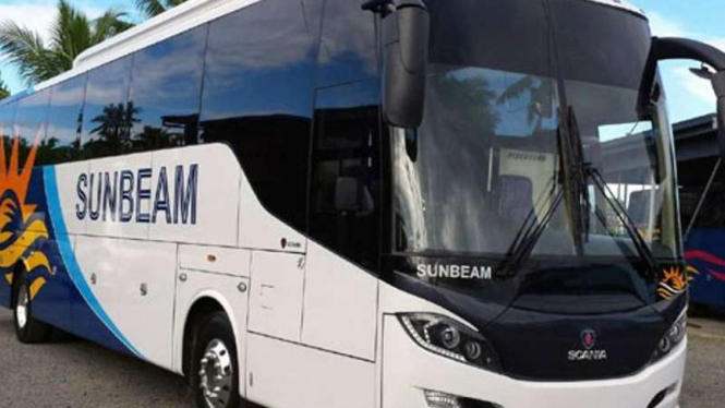 Bus buatan karoseri Laksana di Fiji