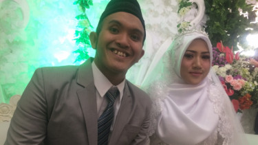 Caisar Aditya Putra dan Intan Sri Mardiani