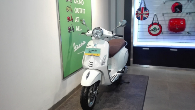 Ilustrasi diler Vespa