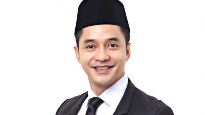 Adly Fairuz