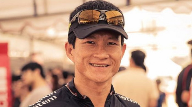 Saman Gunan meninggal setelah membawa tabung oksigen untukn persiapan penyelamatan di dalam gua di Thailand.
