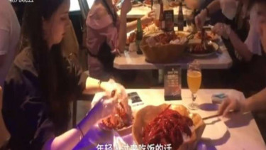 Profesi pengupas lobster