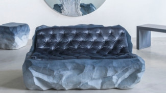 Unik, Sofa Berbentuk Bongkahan Es yang Artsy Banget