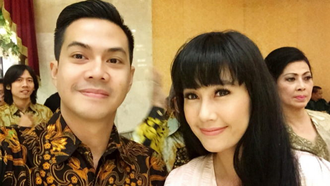 Ardina Rasti dan Arie Andika.