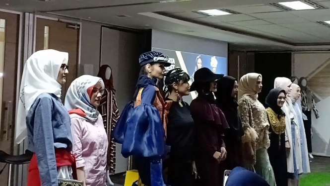 Sejumlah desainer yang berpartisipasi dalam Jakarta Modest Fashion Week 2018