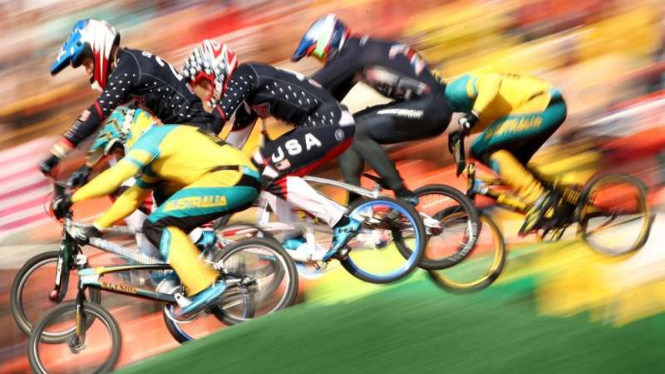Ilustrasi pertandingan BMX