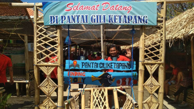 Pantai Gili Ketapang