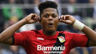 Winger Bayer Leverkusen, Leon Bailey.