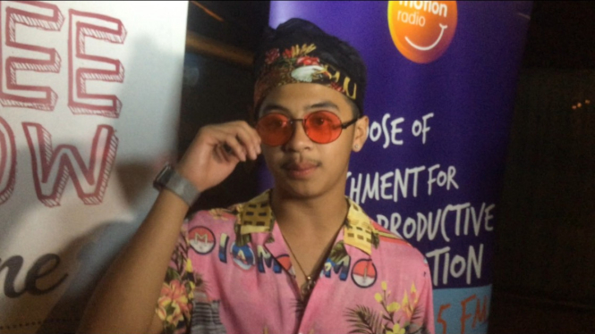 Bastian Steel