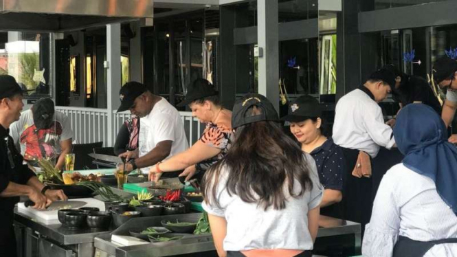 Cooking Class di Hard Rock Hotel Bali