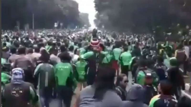 Demo pengemudi ojek online di Jakarta.