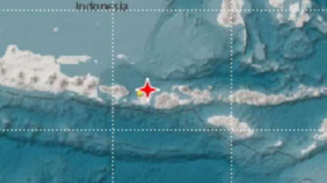 Peringatan dini tsunami.