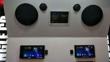 Sistem audio Pioneer AVH-Z9150BT