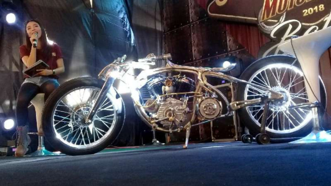 Motor custom karya dua builder Indonesia