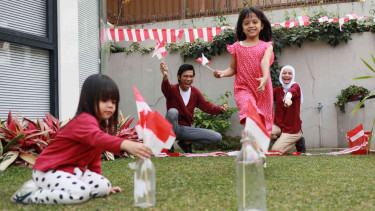 Tria 'The Changcuters' dan keluarganya. 
