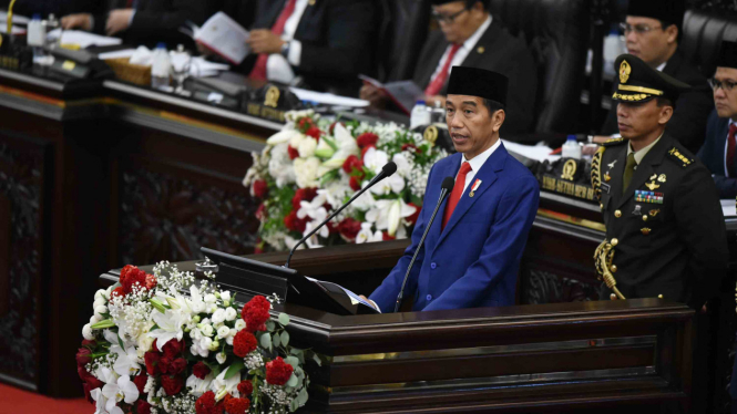 Presiden Joko Widodo menyampaikan Pidato Kenegaraan pada Sidang Tahunan MPR