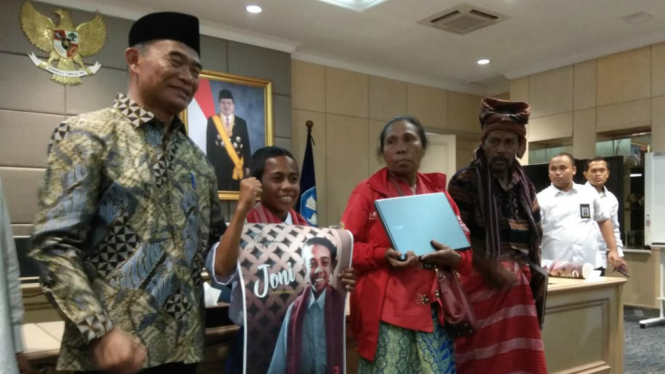 Mendikbud ketemu bocah asal NTT, Joni