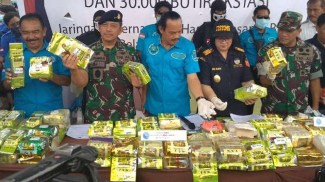 BNN Saat Menggelar Konfrensi Press terkait pengungkapan kasus narkoba