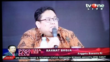 Anggota Bawaslu Rahmat Bagja di acara ILC