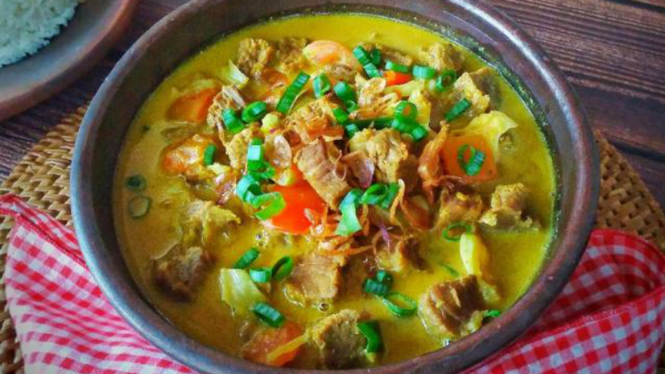 Tongseng kambing.