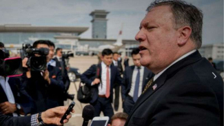 Terungkap Alasan Trump Mendadak Larang Menlunya ke Korut