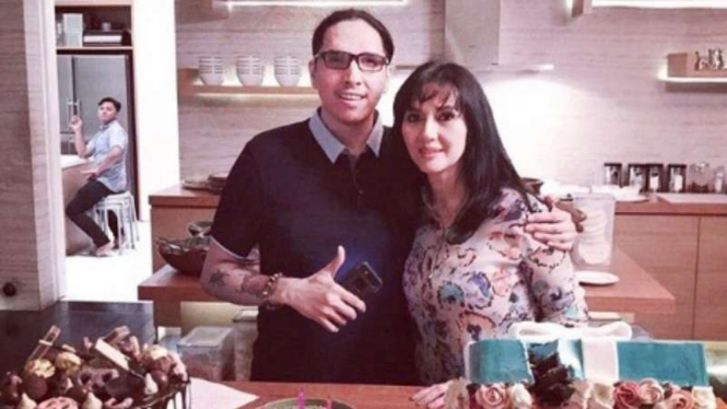 Faldy Albar dan Rini S Bono