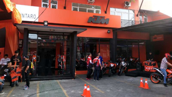 Diler baru KTM di Bintaro, Jakarta Selatan