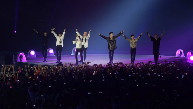 iKON tampil di Penutupan Asian Games 2018.