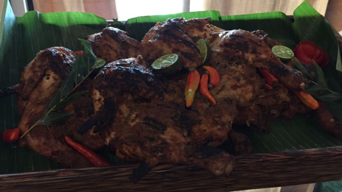 Ayam bakar sambal koja