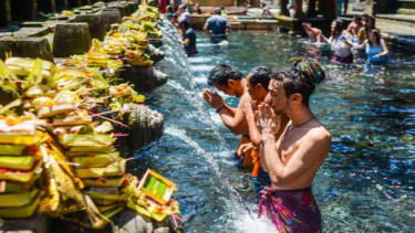 Pura Tirta Empul, Bali