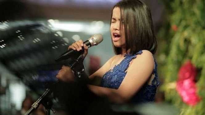 Putri Ariani.