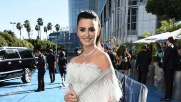 Penelope Cruz di EMMY Awards 2018
