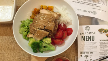 Salah satu menu di SaladStop!