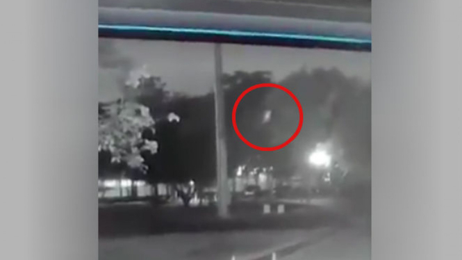 Penampakan hantu kuyang di Kalimantan.