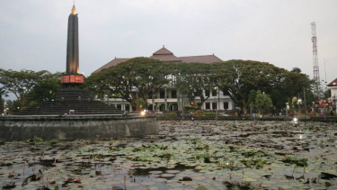 Ilustrasi Gedung DPRD Kota Malang dan Balai Kota Malang.
