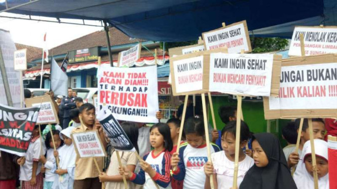 Warga kampung Ciwalen, Garut menderita akibat terdampak limbah industri kulit
