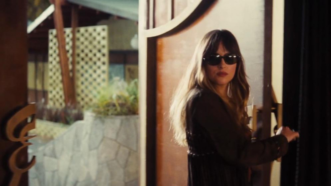 Dakota Johnson di film horor Bad Times at the El Royale