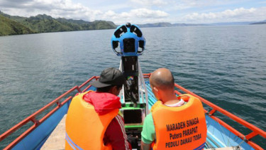 Tim Google Street View di Danau Toba