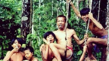 Orang rimba di Bukit Duabelas National Park Jambi