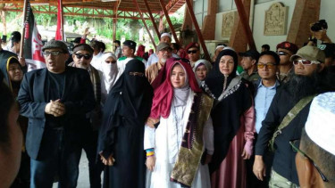  Neno Warisman menghadiri Deklarasi Kebangsaan #2019GantiPresiden 