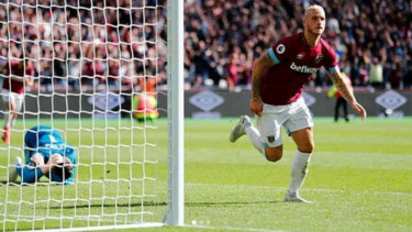 Arnautovic rayasakan gol usai kecoh De Gea.