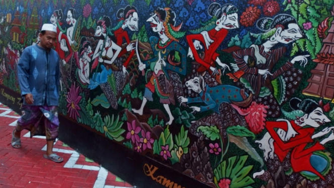 Hari Batik Nasional