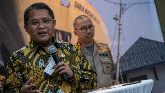 Menteri Komunikasi dan Informatika, Rudiantara (kiri).