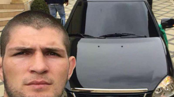 Khabib Nurmagomedov dan mobil pertamanya, Lada Priora