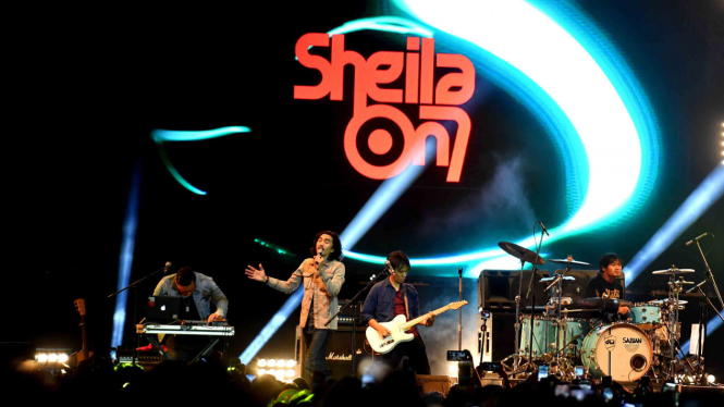 Grup Sheila On 7 