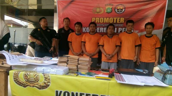 5 tersangka penipuan berkedok barang hilang diamankan polisi 