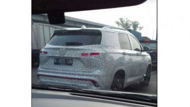 SUV Wuling tertangkap kamera sedang diuji jalan